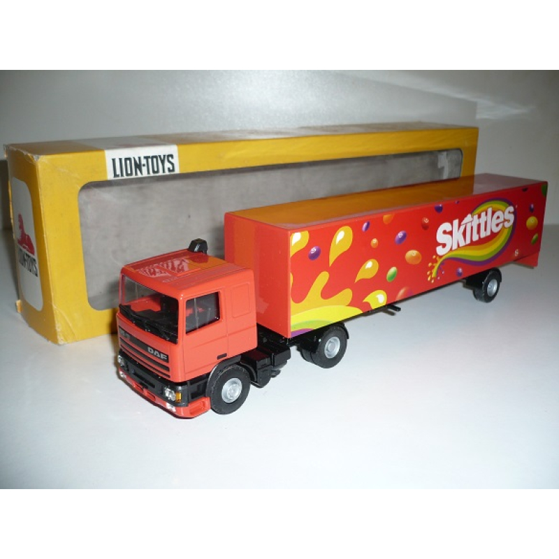Lion Car Holland  DAF 95 Truck SKITTLES