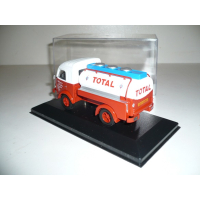 Altaya ixo   Renault Gallion  Tanker  TOTAL 