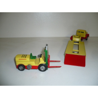 Tekno Denmark  Scania Vabis + Forklift Truck MOBEL TRANSPORT DANMARK