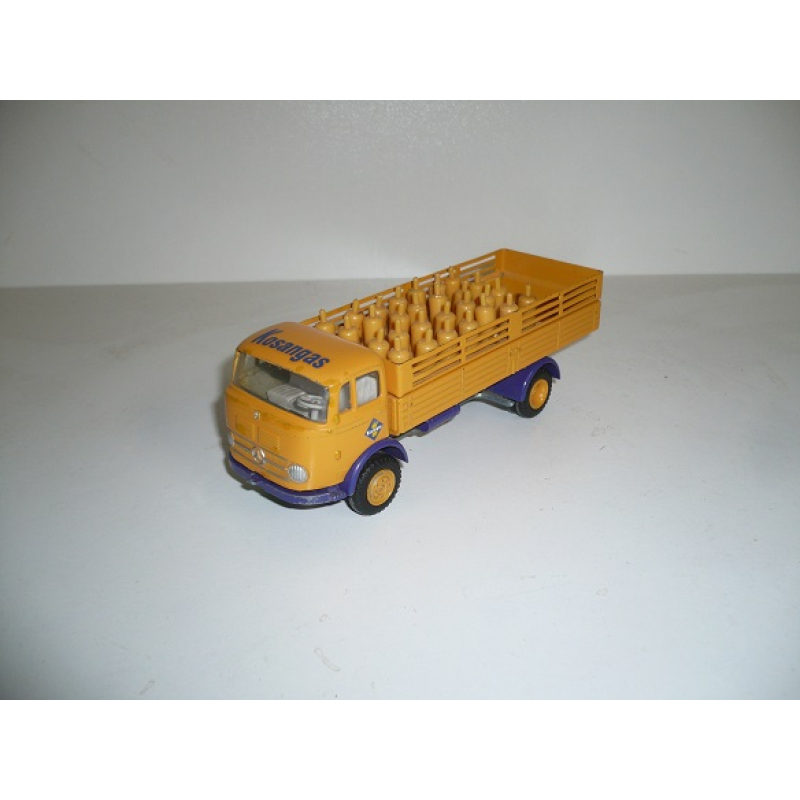 Tekno Denmark  Mercedes Benz  LP322  Truck  KOSANGAS