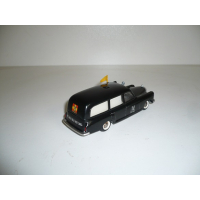 Tekno Denmark  Mercedes Benz 220 SE  FALCK  Ambulance Black