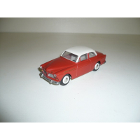 Tekno Denmark  Volvo   Amazon 2 doors  Zalm Rood / Wit dak