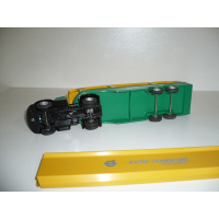 Tekno Denmark   Volvo  AUTO TRANSPORT  Green / Yellow