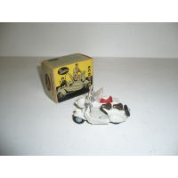 Tekno Denmark   Vespa Scooter with Sidecar