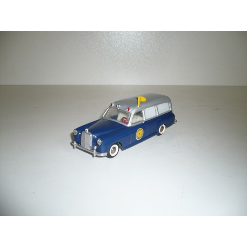 Tekno Denmark  Mercedes Benz 220 SE   SVENSK RÄDNINGSTJÄNST  