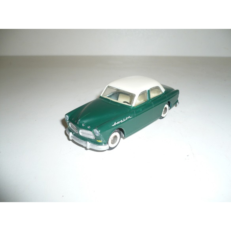 Tekno Denmark  Volvo   Amazon 4 doors  Dark Green 