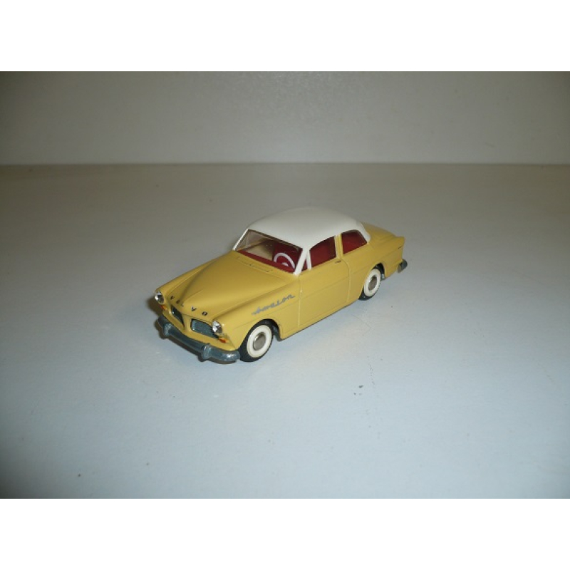 Tekno Denmark Volvo   Amazon 2 doors  Yellow / White