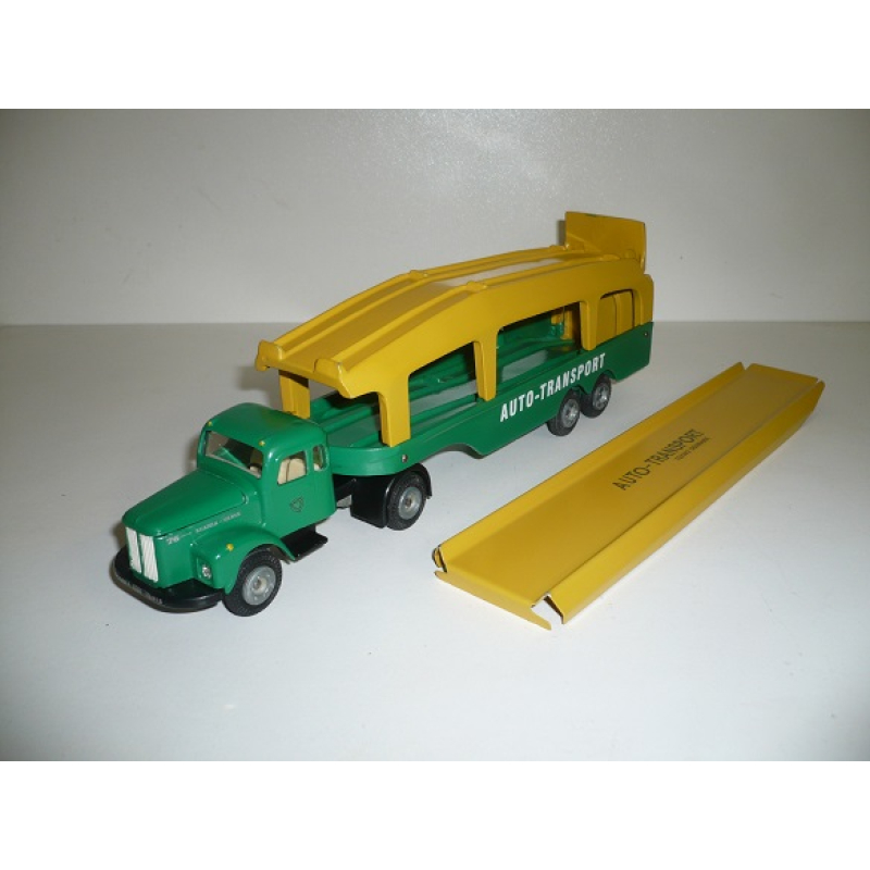 Tekno Denmark  Scania Vabis 76   AUTO TRANSPORT  Green / Yellow