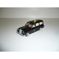 Tekno Denmark Mercedes Benz 220 SE FALCK Ambulance Black Tekno Denmark Mercedes Benz 220 SE FALCK Ambulance Black